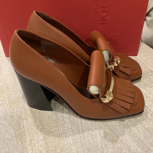 Valentino Garavani Heels - Picture 3 of 11